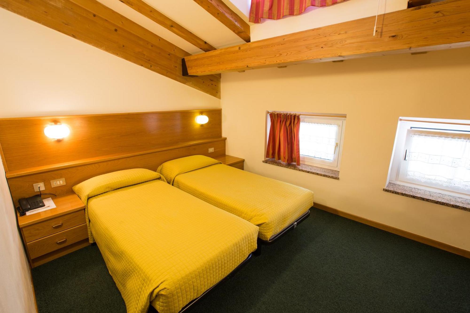 פאי דלה פאגאנלה Hotel Fai חדר תמונה